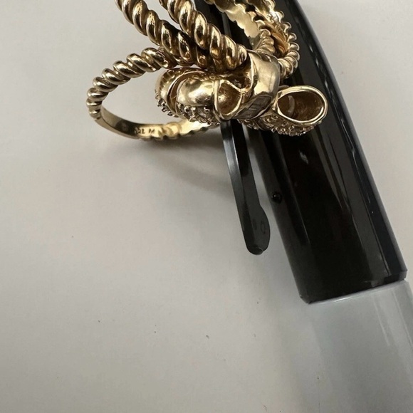 18k Yellow Gold Diamond Cable Bow Ring - Women Jewelry - Picture 4 of 6